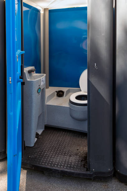 Portable Toilet Options We Offer in Kenton, OH